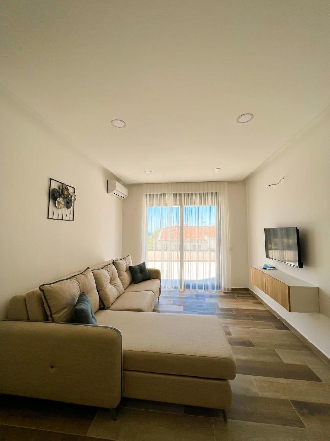 Square Residence Ulcinj Exterior photo